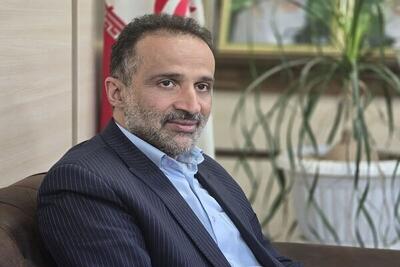 زمین سالن ورزشی ۴۰۰۰ نفری آستانه اشرفیه باید تامین شود