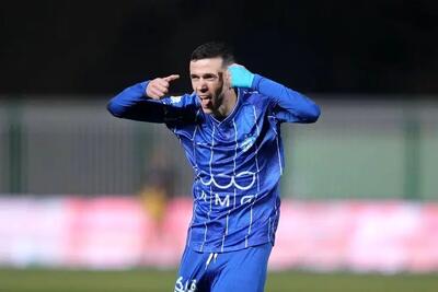 هواداران شوکه شدند؛ ستاره استقلال راهی قطر می‌شود