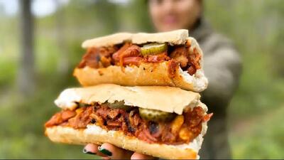  طرز تهیه سوسیس بندری به سبک خیابانی