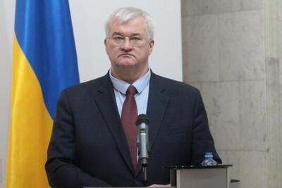 وزیر خارجه اوکراین: زلنسکی آماده دیدار با پوتین است