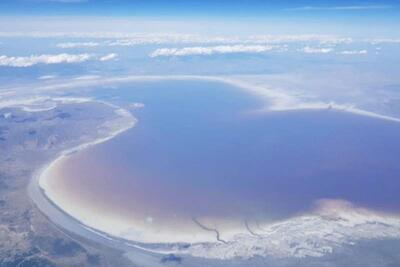 آب دریاچه ارومیه ۵۶ سانتی‌متر بالا آمد | سیاست روز