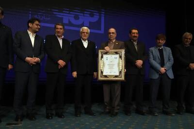 فولاد مبارکه تنها فولادساز در جمع ۱۰ شرکت برتر کشور