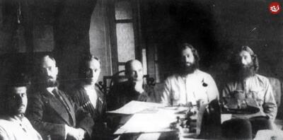 عکس: مذاکره میرزا کوچک‌خان جنگلی با نمایندگان شوروی