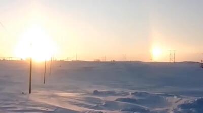 خورشیدهای دوقلو و ستون‌های یخ را ببینید