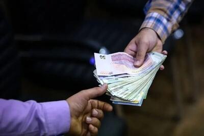 افزایش پلکانی حقوق کارمندان در سال آینده