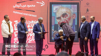 دوسالانه کاریکاتور در گام پایانی؛ این هنر نماد «ما می‌توانیم» است