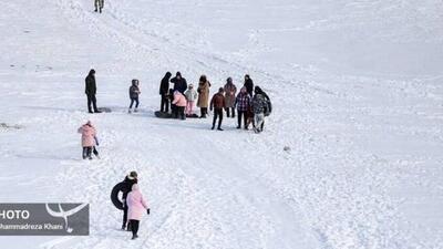  تیوپ سواری در برف جوانان زنجانی