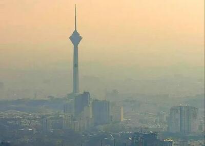 مسابقات فوتبال در استان تهران به دلیل آلودگی هوا تعطیل شد