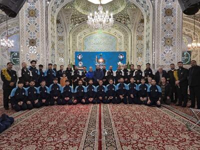  حضور معنوی فوتسال استقلال در حرم مطهر امام رضا (ع)