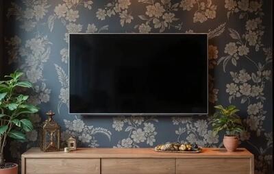  انتخاب رنگ کاغذ دیواری پشت تلویزیون برای دکوراسیونی هماهنگ