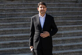 هاشمی: موضع دولت و وزارت ارتباطات دسترسی آزاد همه مردم به خدمات بین المللی است - سایت خبری اقتصاد پویا