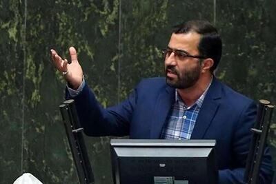  سخنگوی هیئت رئیسه مجلس: برای نرخ ارز در بودجه، روی عدد حدود ۱۲۲ قیمت تومان تقریبا اجماع نسبی وجود دارد/ حداقل حقوق حدود ۱۸ میلیون خواهد بود؛ برای کارگران نیز در شورای عالی کار تصمیم‌گیری می‌شود/ مجلس برای تسهیل واردات خودرو نرخ هشت‌گانه دولت را حذف کرد و نرخ ۴ درصد را نظر گرفت