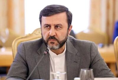  غریب آبادی، معاون وزیر خارجه: در حال حاضر مذاکره‌ای با آمریکا در حال انجام نیست، اما پیام‌هایی رد و بدل می‌شود / اگر تهران و واشنگتن پشت میز مذاکرات هم بنشینند، به این معنا نیست که تهران آمادگی خود را برای هرگونه جنگ احتمالی کاهش خواهد داد.