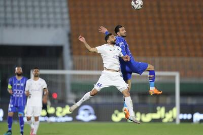 خط حمله استقلال همچنان داخل باغ نیست!