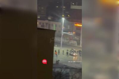  لحظه زیر گرفتن مامور پلیس توسط تروریست‌ها