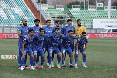  پرسپولیس و سپاهان کار استقلال را خراب کردند