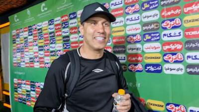 بازیکنان سپاهان و گل گهر بعد از بازی دو تیم حاضر به گفت و گو با خبرنگاران نشدند