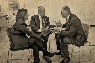 روی منافقین را هم سفید کردید!