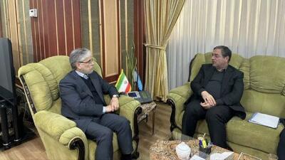 تأکید استاندار آذربایجان غربی بر توسعه آموزش عالی، پژوهش و نوآوری در استان