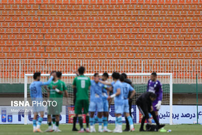 پرسپولیس و سپاهان در اندیشه بازگشت به صدر/ جدال‌های حساس در انتهای جدول