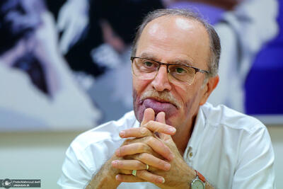  کامبیز نوروزی:  گفت‌وگو شاه کلید حل مسائل کشور است/ نهادهای صنفی باید در قانونگذاری و اجرا حضور داشته باشند/ سخن جامعه‌شناسان مستقل شنیده شود/ فقط عامل اقتصادی موجب بروز اعتراضات نشده است/ باید به معترضان امنیت داده شود تا حرفشان را بزنند