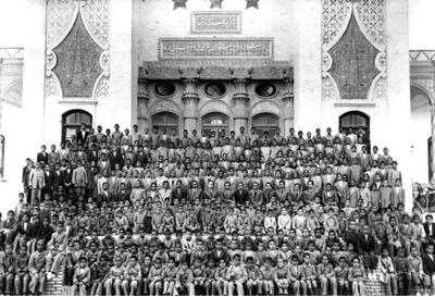  از سالنامه دبیرستان قریب تا نشریه دارالفنون و امیرکبیر