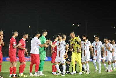 اعلام ترکیب پرسپولیس و فولاد؛ رامین رضاییان مقابل تیم سابق