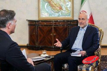  اقدام عجیب قالیباف در گفت‌وگو با سی‌ان‌ان/ نمایش ویدئویی از رخدادهای اخیر در کشور و خشونت علیه نیروهای مسلح + جزئیات - کلبه سرگرمی