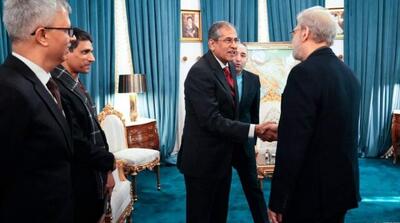 دیدار مقام امنیتی هند با لاریجانی - مردم سالاری آنلاین