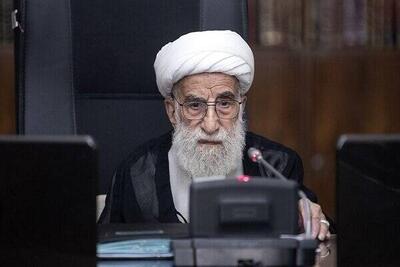 آیت‌الله جنتی: رهبر انقلاب مانند سدی مستحکم در برابر زیاده‌خواهی آمریکا ایستاده‌اند