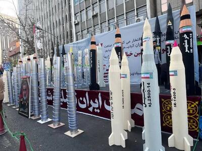 تحرکات نظامی ایران در واکنش به تهدیدات آمریکا