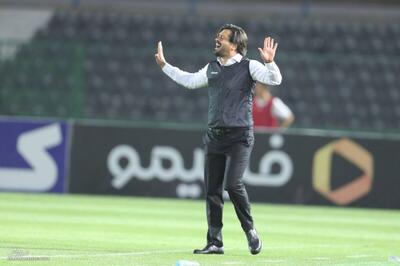 واکنش سعید دقیقی به صحنه درگیری فرشید باقری با نیمکت پیکان - پارس فوتبال