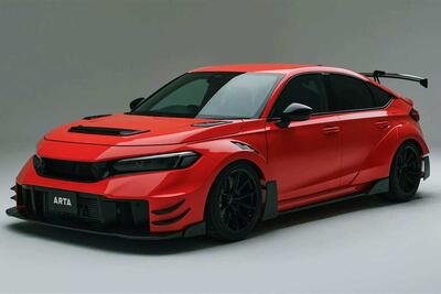 لباس مسابقه‌ای بر تن هوندا سیویک تایپ R با کیت ۸۵ هزار دلاری - پدال