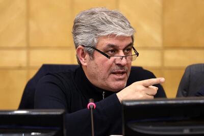 تاجگردون: یا قیمت‌ها ثابت بماند یا حمایت‌ها زیاد شود؛ پولش را نداریم!