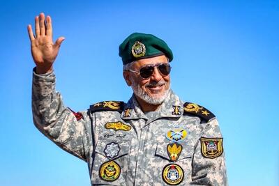 دریادار سیاری: ارتش آمادگی کامل دارد - سلام نو