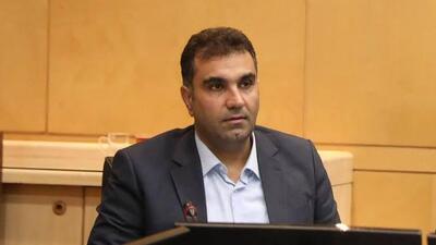  مجلس تعرفه واردات خودرو را کاهش می‌دهد /  زیاده خواهی خودروساز‌ها عامل افزایش قیمت‌ها است