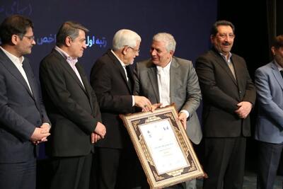 تقدیر معاون اول رئیس‌جمهور از مدیرعامل شرکت مهندسی فکور صنعت تهران