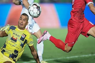 پرسپولیس مقابل فولاد با سه گل شکست خورد