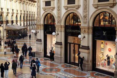 برند ال‌وی بازار لوکس را ناامید کرد؛ سقوط سنگین سهام پس از گزارش مالی