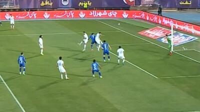 اعتراض ابوالقاسمپور به این صحنه: اوت یا کرنر؟