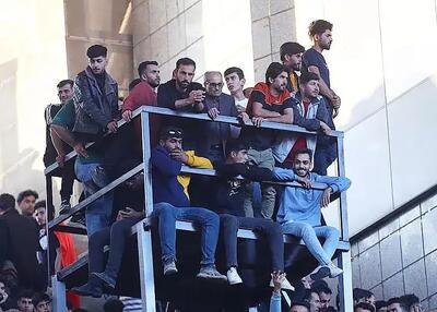 جای خالی 30 هزار هوادار در بازی فولاد و پرسپولیس