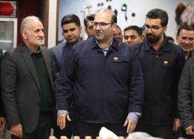 مهمانان ویژه در رختکن فولاد پس از برد بزرگ