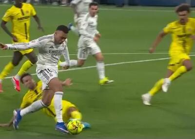 کلاس آمورشی امباپه در پنالتی گرفتن!