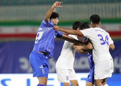 استقلالی‌ها برای برد سر و ساق گذاشتند(عکس)