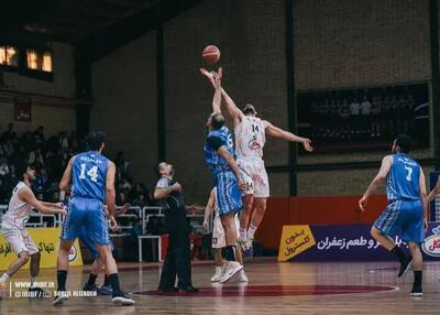  استقلال استراحت کرد، گرگان صدرنشین شد