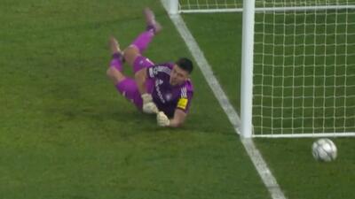 مهار پنالتی دمبله توسط نیک پوپ