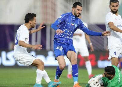 آزادی از قید و بند صفر آزاد نشد!