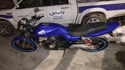  توقیف موتور سنگین هوندا cb ۱۴۰۰ قاچاق در محور کندوان