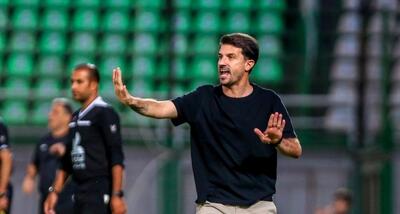 سرمربی ذوب‌آهن برکنار شد