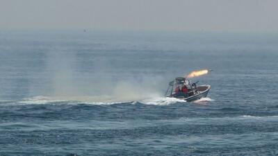 ادعای آسوشیتدپرس: ایران قصد دارد که هفته آینده یک مانور نظامی برگزار کند